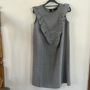 Hidden zipper nursing/pumping dress